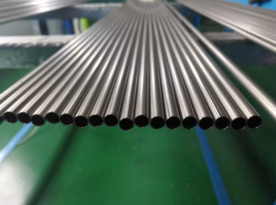 Tubo de fornecimento de fábrica resistente ao calor 304 316L 310S 309S 800 825 840 Tubo soldado de titânio de aço inoxidável por metro